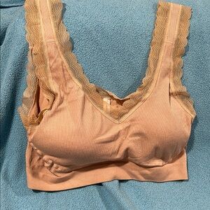 Women's Lace Trim Bra - Beige